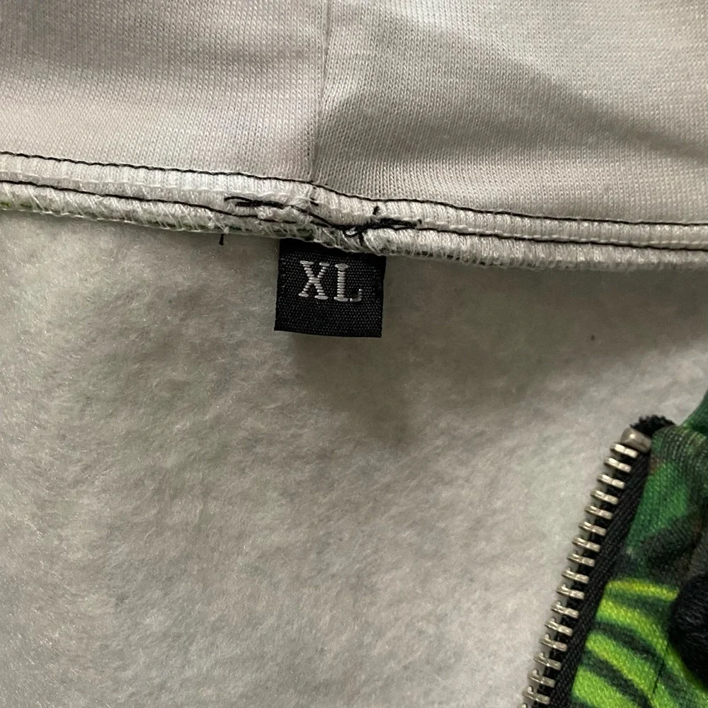 NWOT Adult sloth and lush jungle setting zip up hoodie - Picture 4 of 9